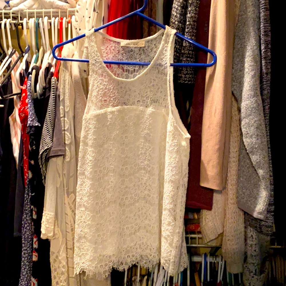 White lace tank top